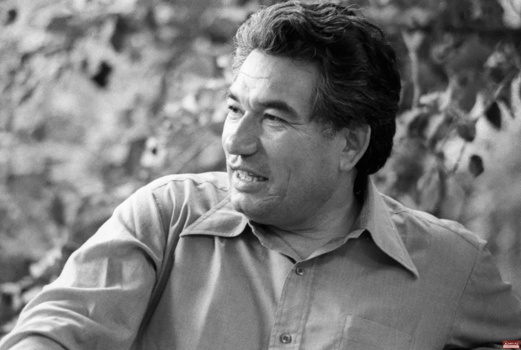 РУХ ДҮЙНӨНҮН АСМАНЫНДА АЛП ЖАТАТ